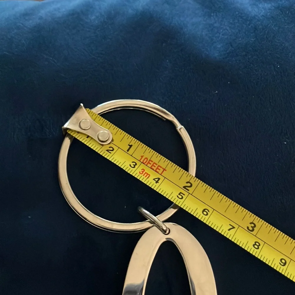 Silver‎ Letter O Keychain - heavy duty metal